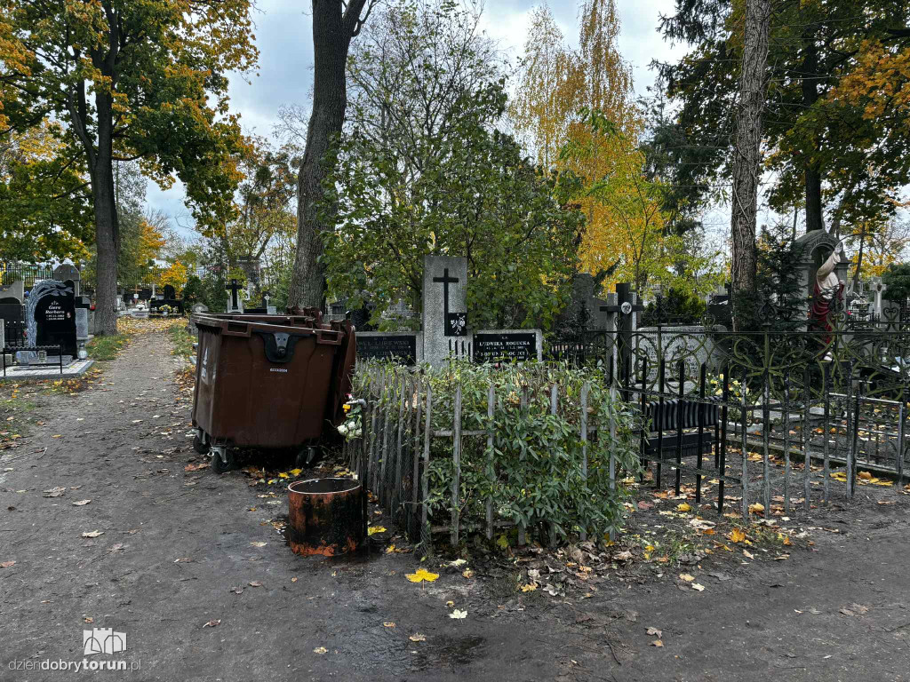 Przygotowania do 1 listopada na cmentarzu św. Jerzego