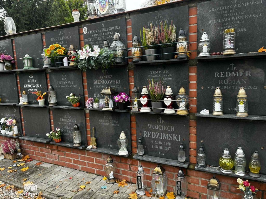 Przygotowania do 1 listopada na cmentarzu św. Jerzego