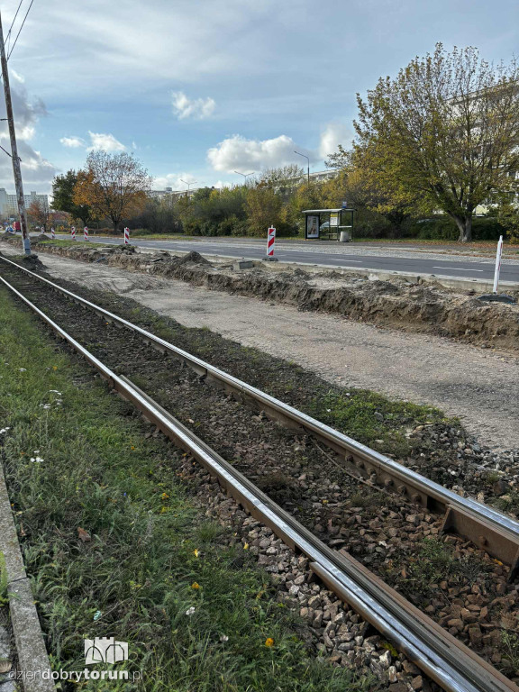 Remont torowiska na Skarpie