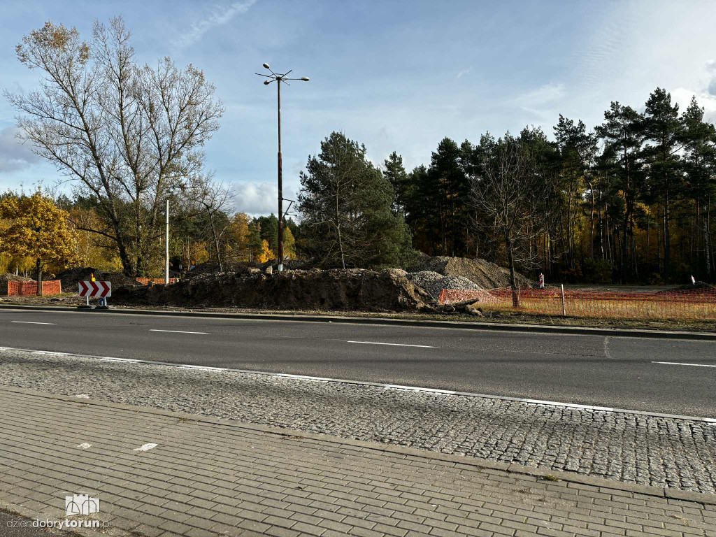 Remont torowiska na Skarpie