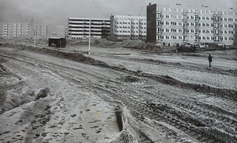 Pierwsze bloki na Rubinkowie budowano przy ul. Rydygiera, 1975, Z Archiwum SM ?Rubinkowo?