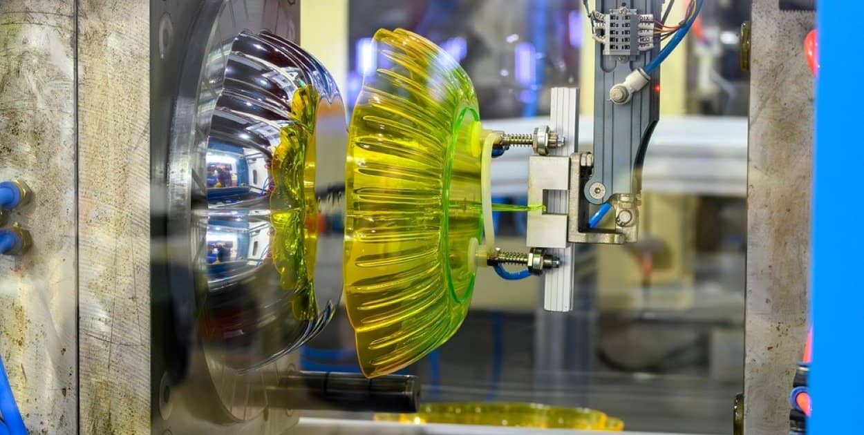 przetwórstwo tworzyw sztucznych | shutterstock