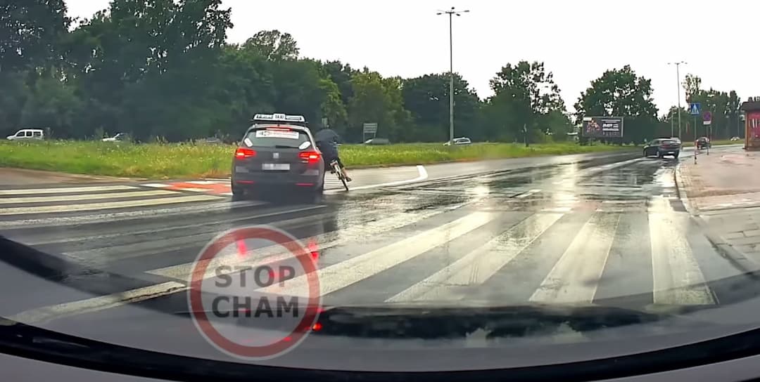 Screen: STOP CHAM