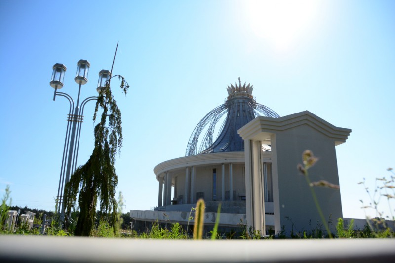 Trwa budowa świątyni Rydzyka