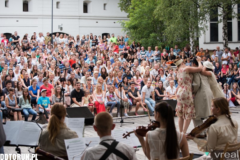  Festiwalu Teatrów Ulicznych