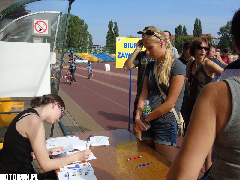 Wyścigi rowerkowe na stadionie