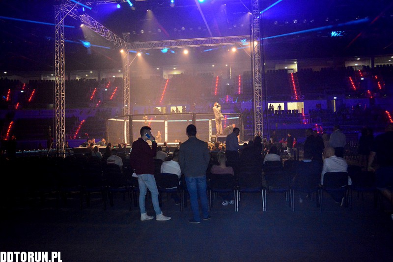 Gala XCage 8 MMA w Arenie Toruń