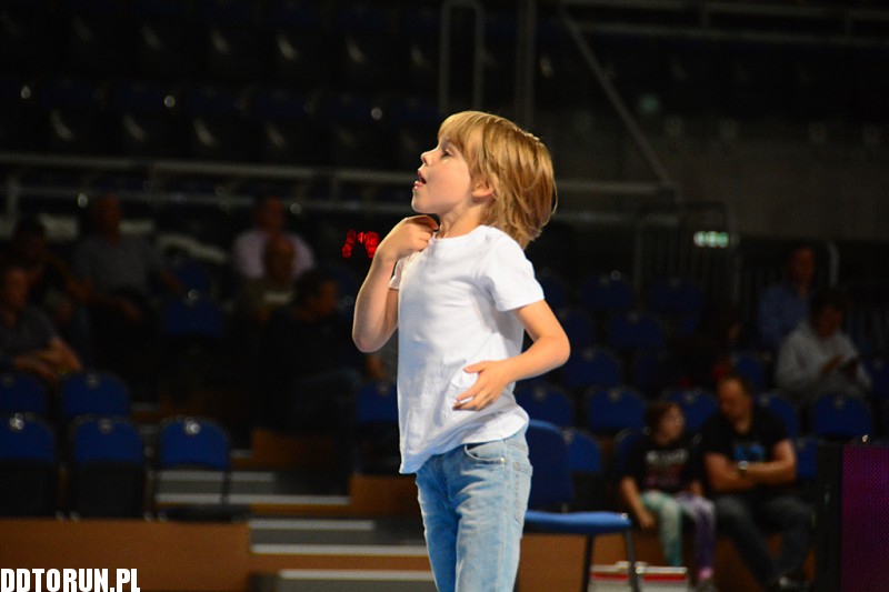 Energa Toruń wygrywa z Basketem