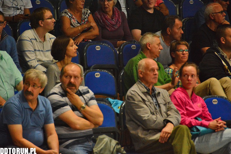 Energa Toruń wygrywa z Basketem