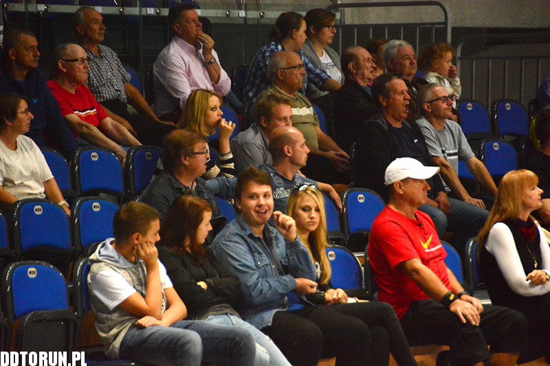 Energa Toruń wygrywa z Basketem