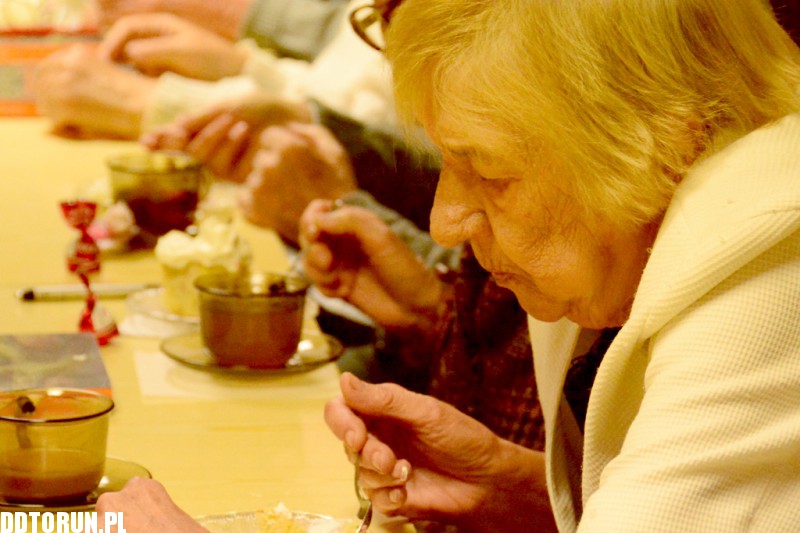 Seniorzy dyskutowali o książce