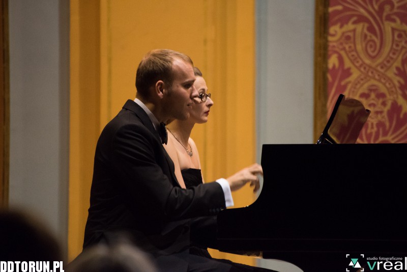 Wakarecy Piano Duo - Dwór Artusa