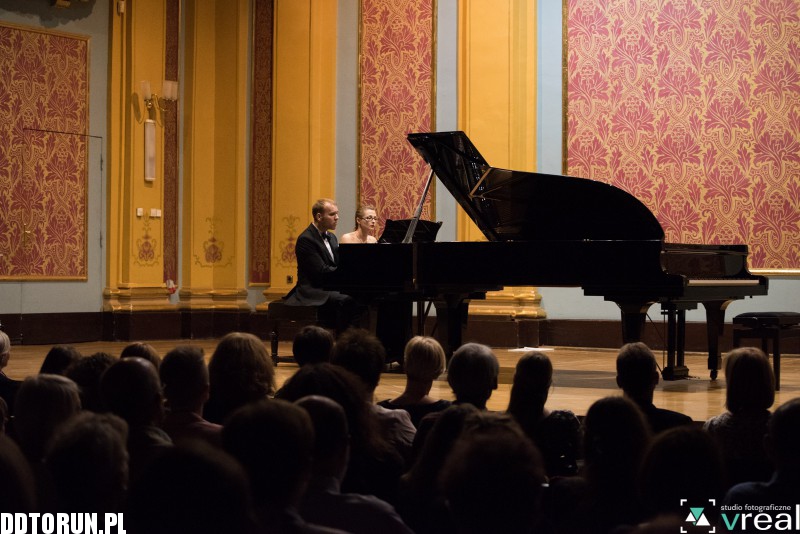 Wakarecy Piano Duo - Dwór Artusa