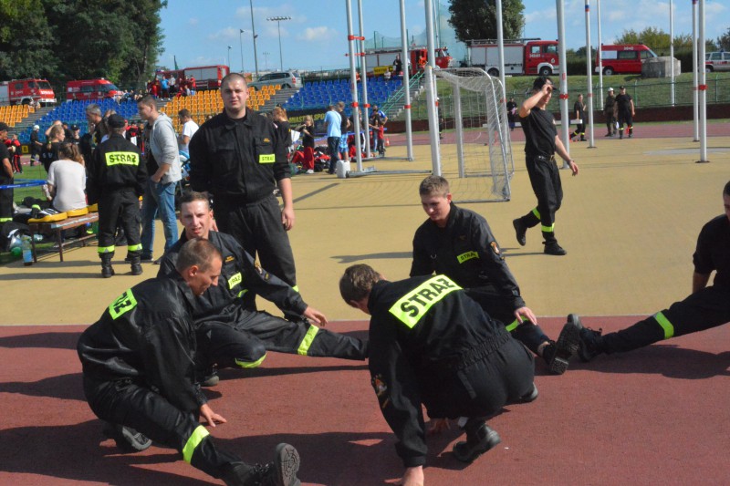 Strażacy rywalizowali na stadionie