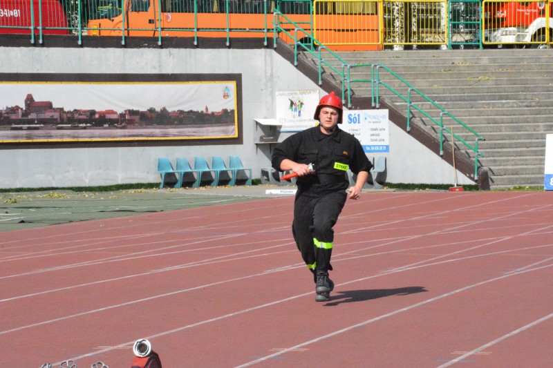 Strażacy rywalizowali na stadionie