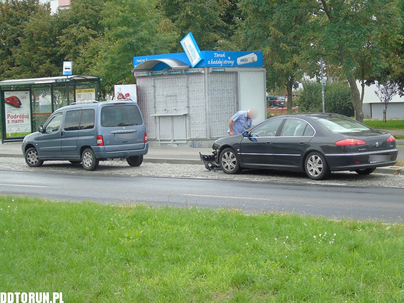Kolizja na placu Honorowych Dawców Krwi