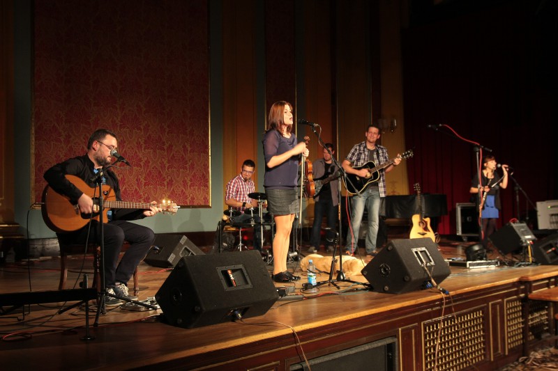 Koncert Cisza Jak Ta w Dworze Artusa