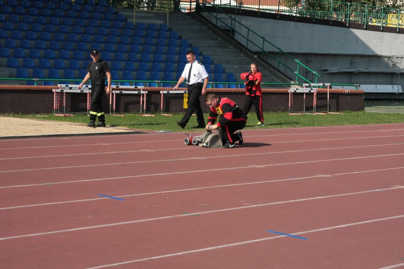Strażacy rywalizowali na stadionie