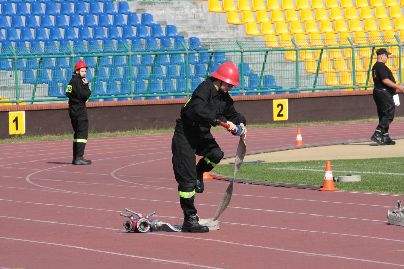Strażacy rywalizowali na stadionie