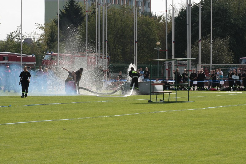 Strażacy rywalizowali na stadionie