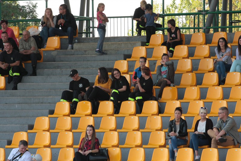 Strażacy rywalizowali na stadionie