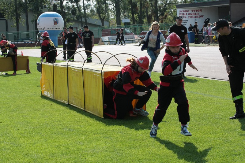 Strażacy rywalizowali na stadionie