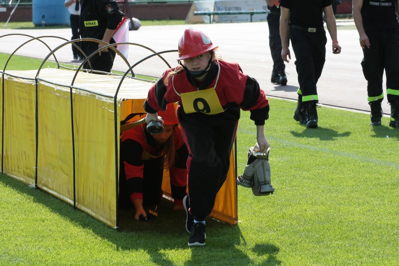Strażacy rywalizowali na stadionie