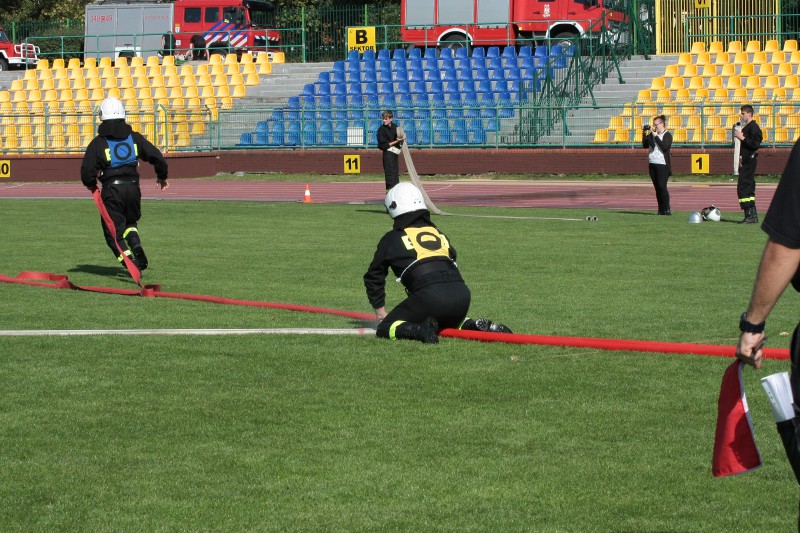 Strażacy rywalizowali na stadionie