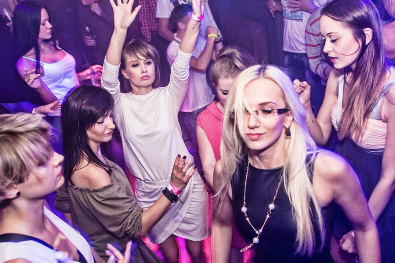 Piątek w klubie Monaco