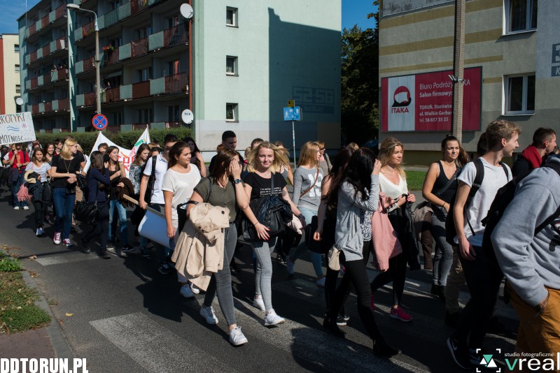 Licealiści przeciwko dopalaczom
