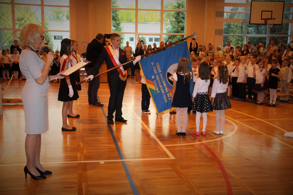 Pasowanie pierwszaków w ZS nr 8