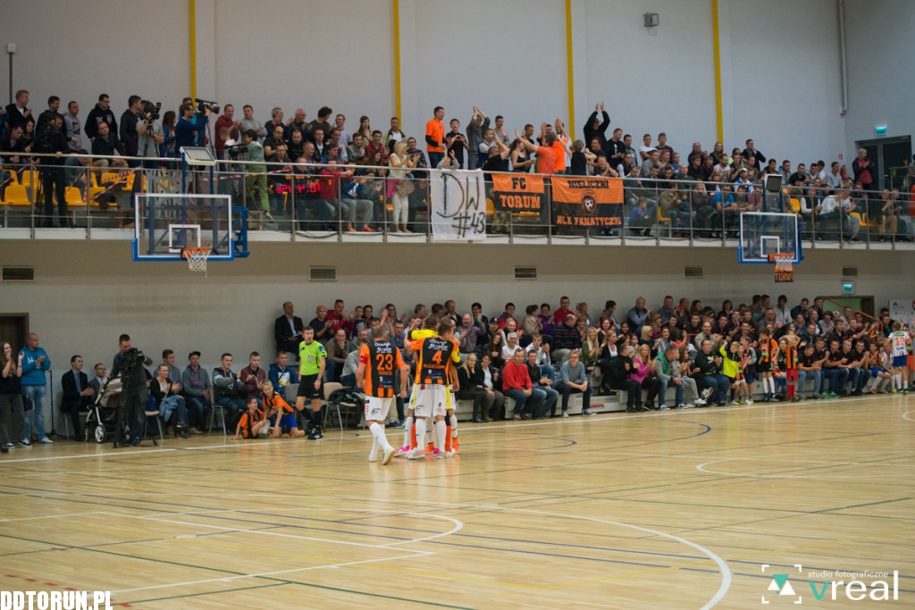 FC Toruń wygrywa u siebie