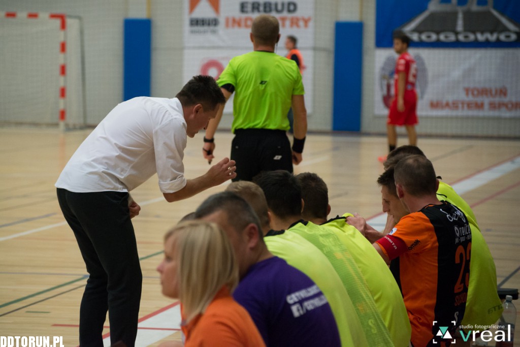 FC Toruń wygrywa u siebie