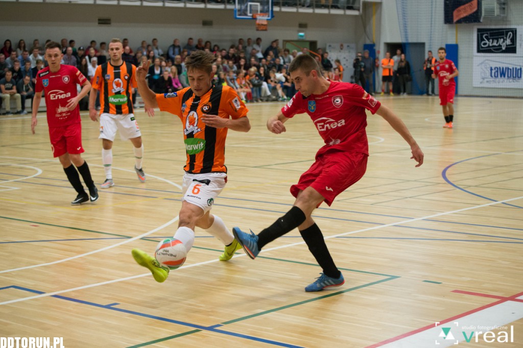 FC Toruń wygrywa u siebie