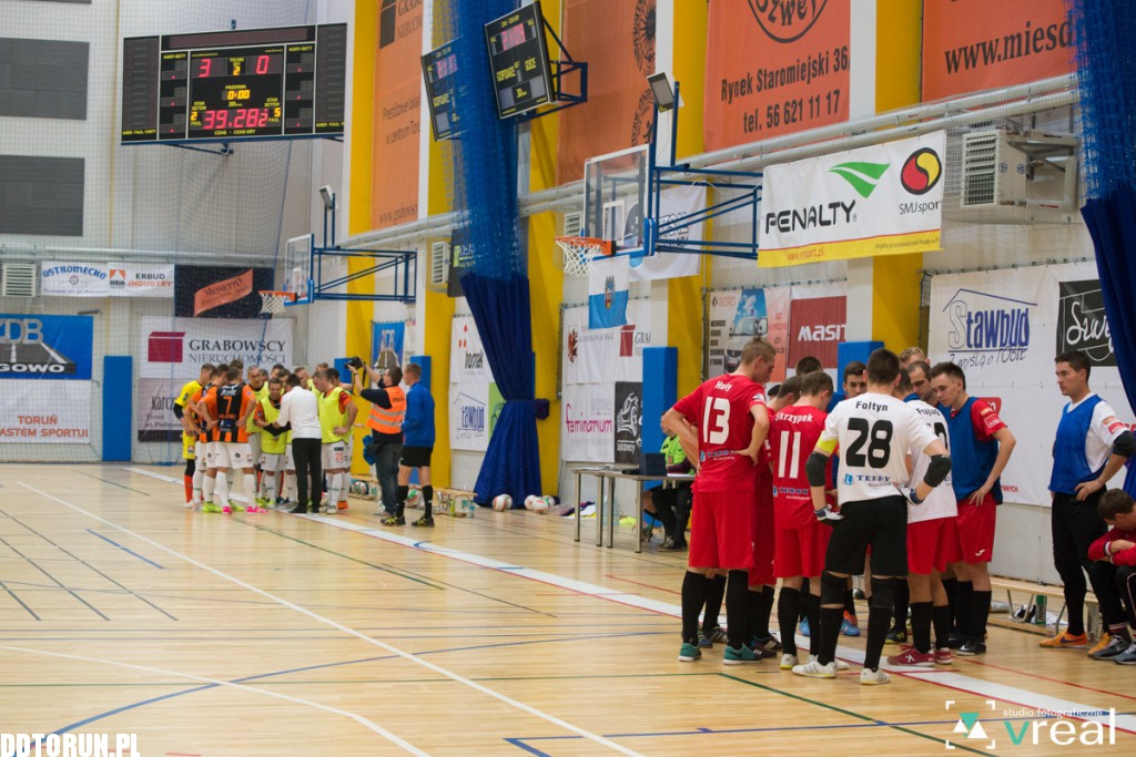 FC Toruń wygrywa u siebie