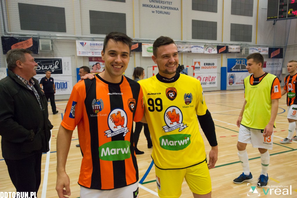 FC Toruń wygrywa u siebie