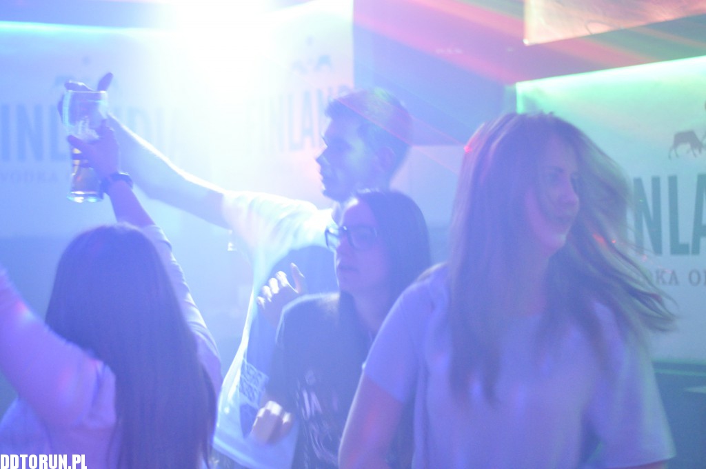 KREdance w Kredensie