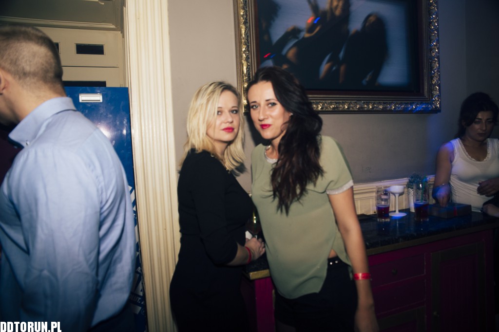 Sobotnia noc w Monaco Club