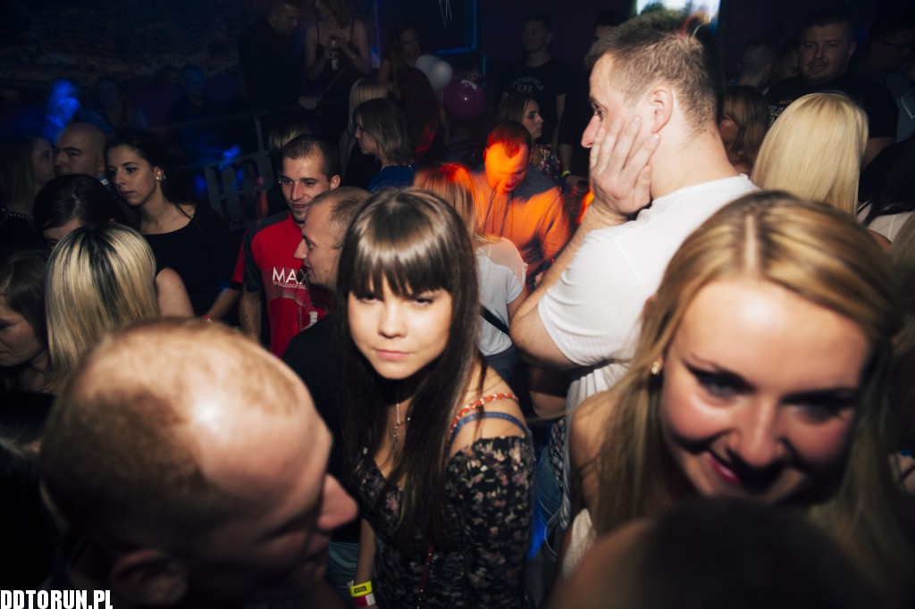 Sobotnia noc w Monaco Club