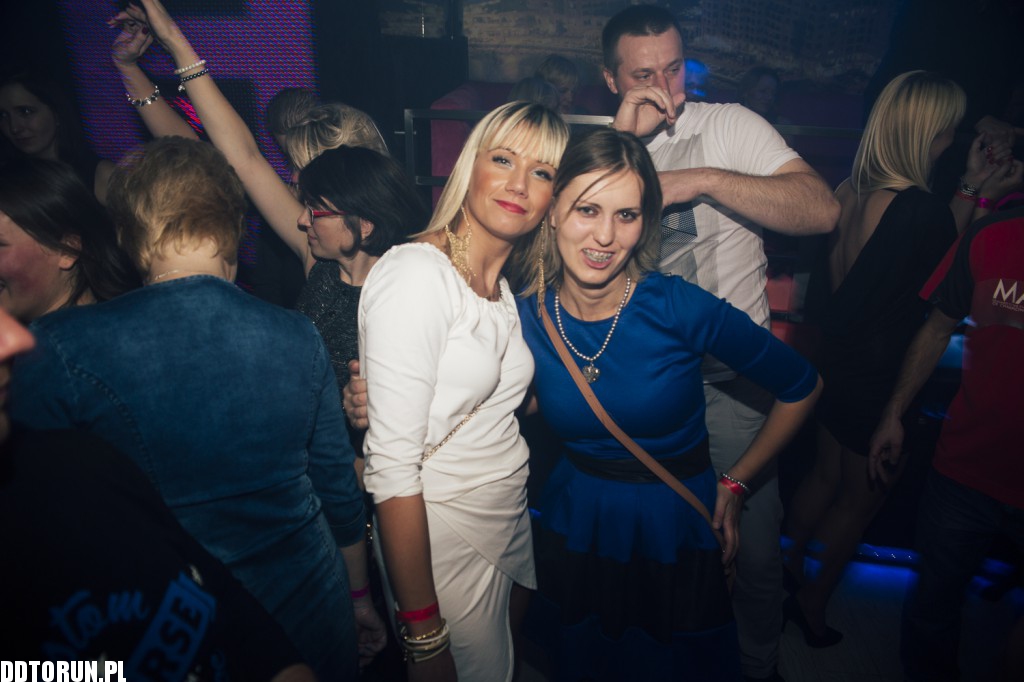 Sobotnia noc w Monaco Club