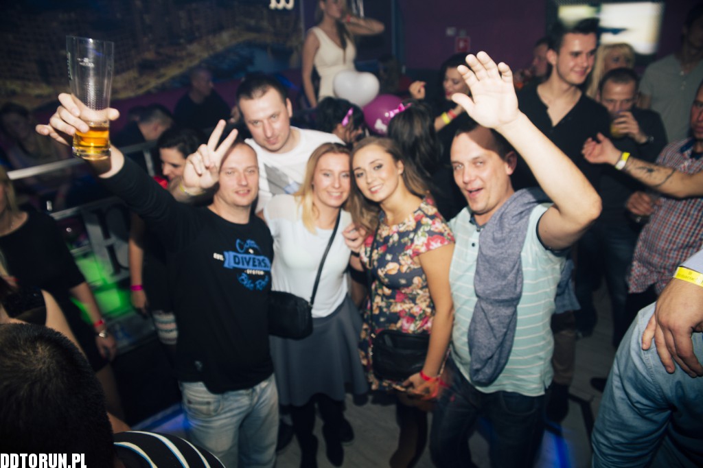 Sobotnia noc w Monaco Club