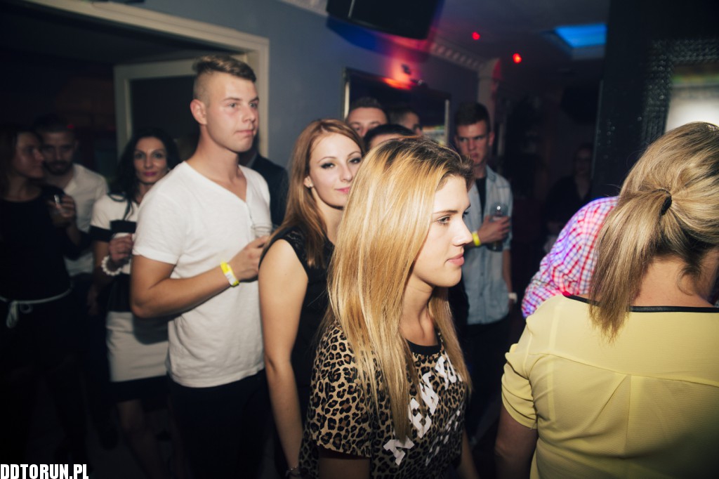 Sobotnia noc w Monaco Club