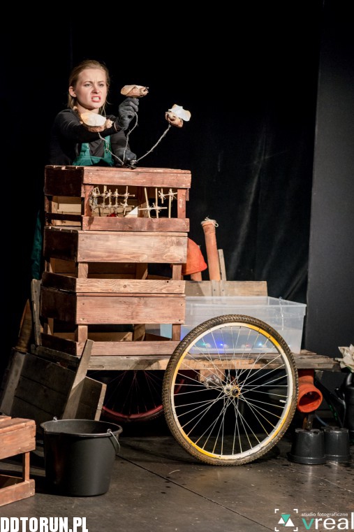 Calineczka w Teatrze Baj Pomorski