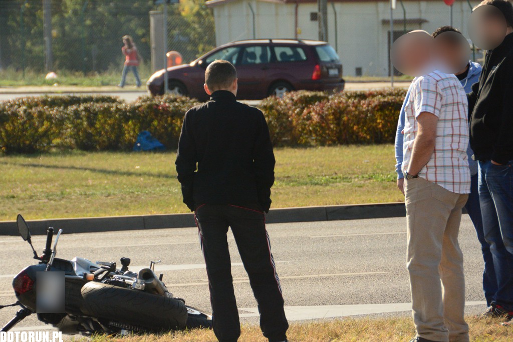 Motocyklista kontra samochód