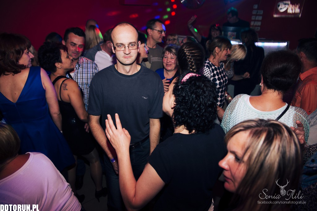 Sobotnia noc w Dancing Gold