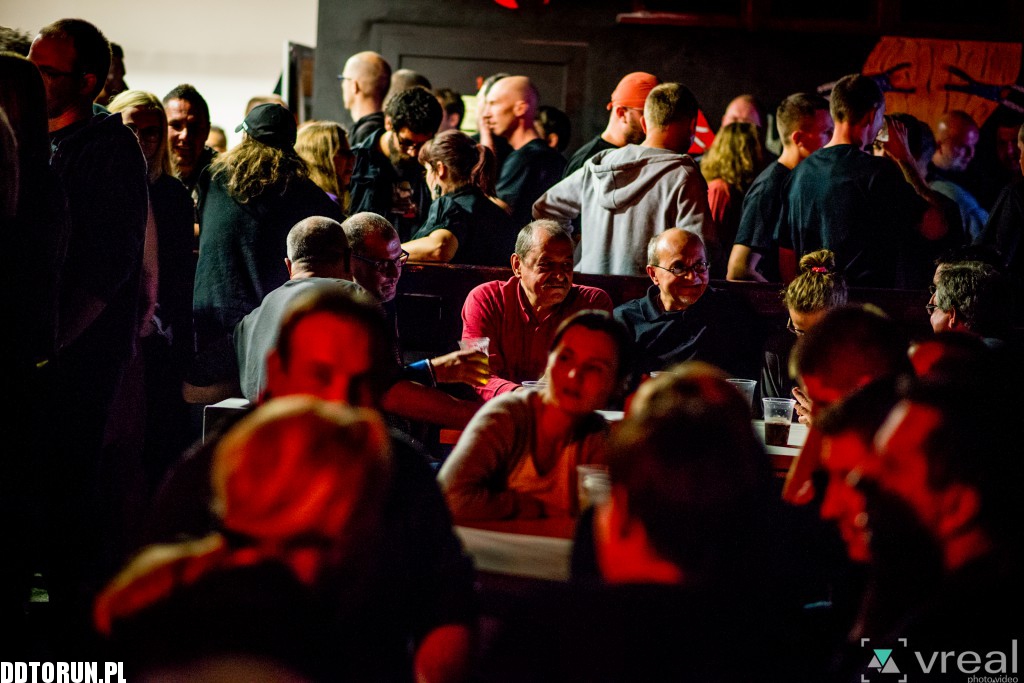 Pomarańczowa trasa Kultu w Od  Nowie