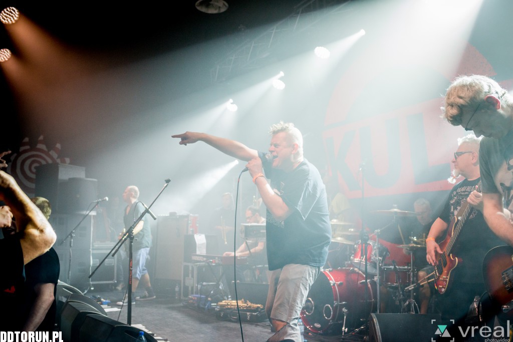 Pomarańczowa trasa Kultu w Od  Nowie