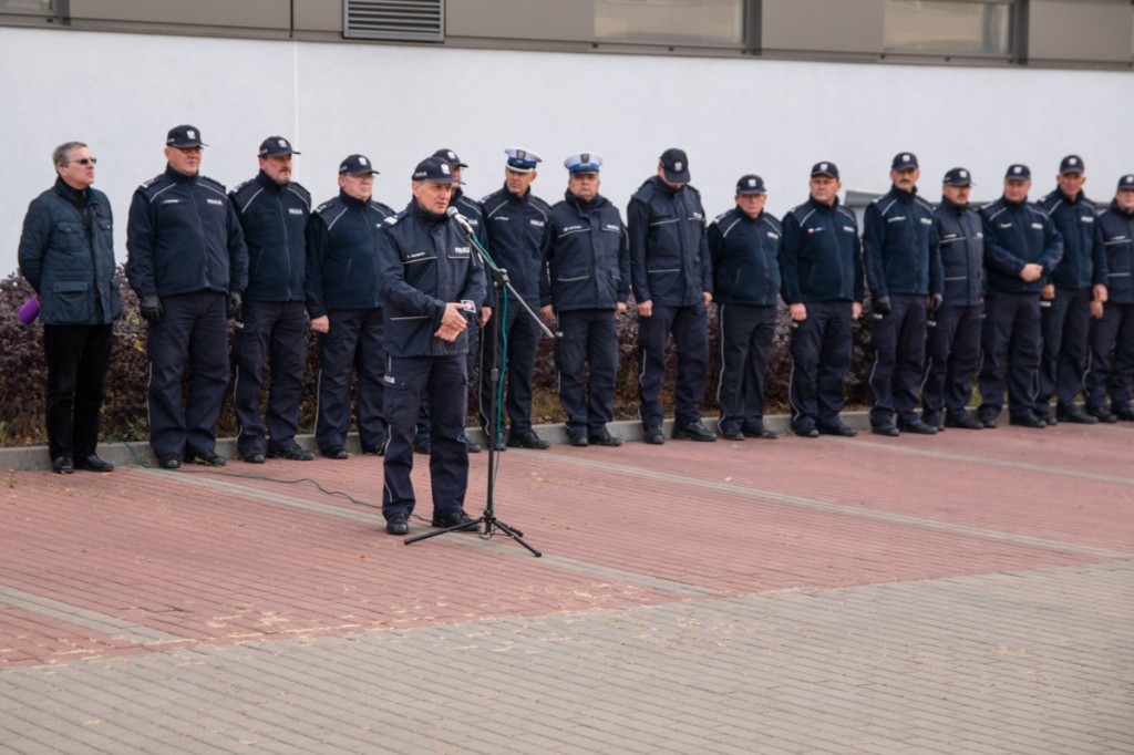 Policjanci mają nowe samochody
