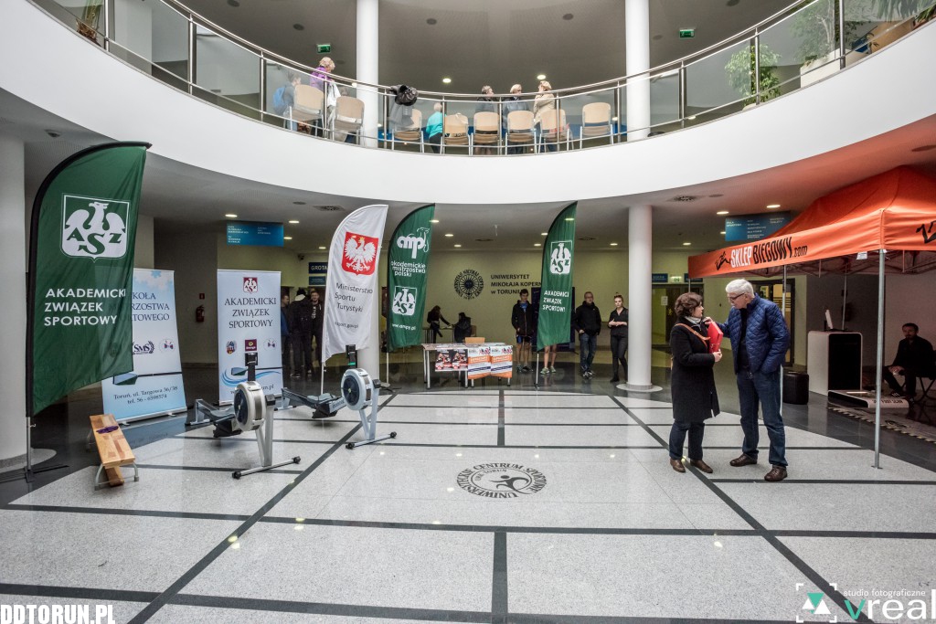 Targi sportowe na UMK w Toruniu
