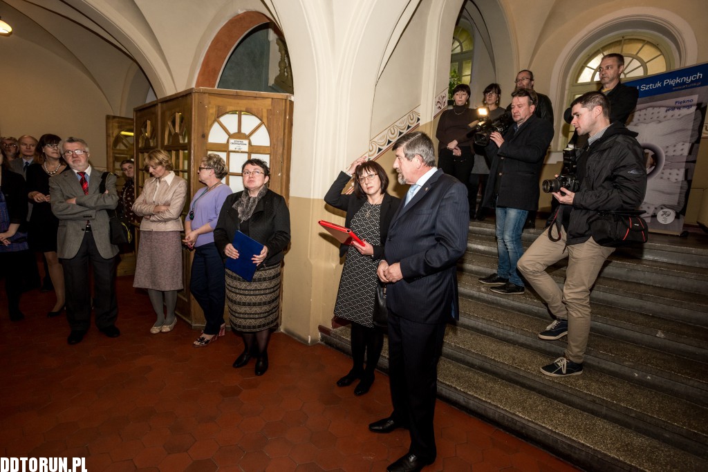 Tablica pamiątkowa odsłonięta
